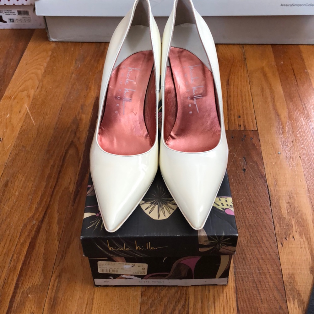 Nicole Miller Boutique Pointed Toe Patent heels 9